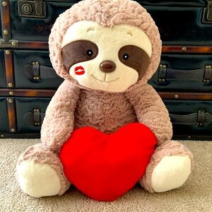 Valentine Sloth stuffed toy, the petting zoo huge, very good condition